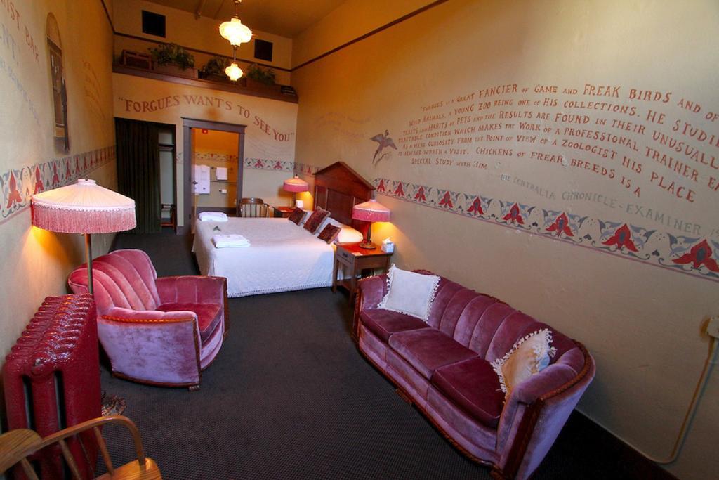 Mcmenamins Olympic Club Villa Centralia Dış mekan fotoğraf